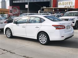 نيسان سنترا